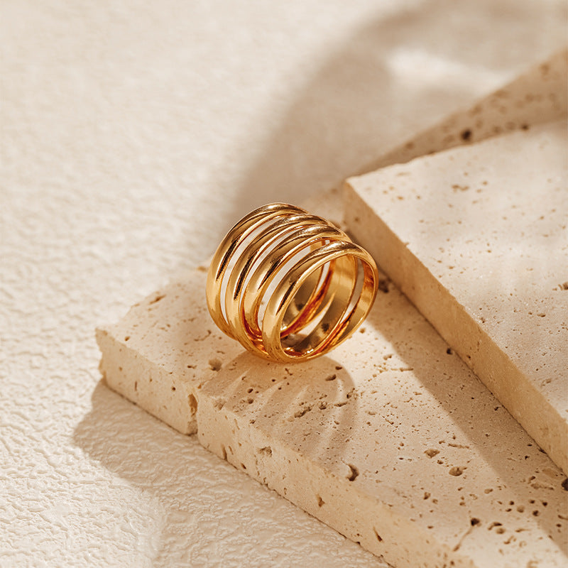 Etta Ring