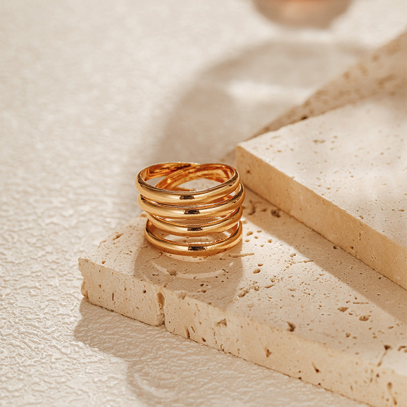 Etta Ring