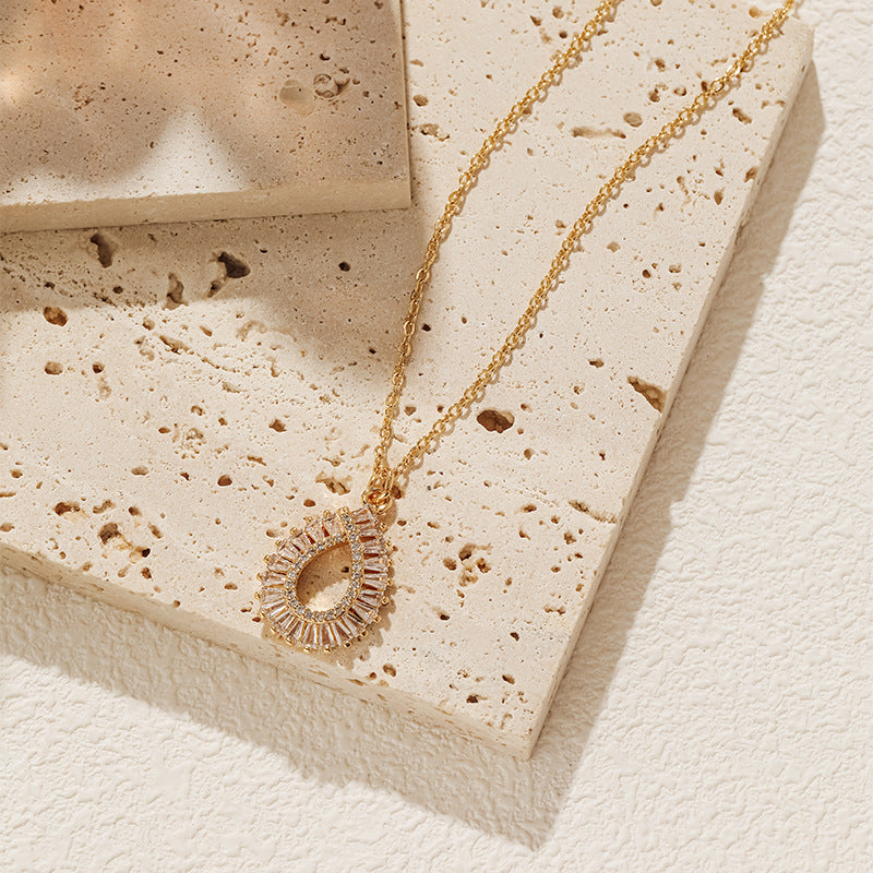 Cleo Necklace